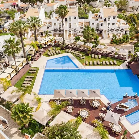 Honorio - Pool And Garden Aparthotel