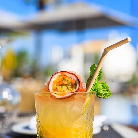 Honorio - Pool And Garden Ξενοδοχείο με διαμερίσματα