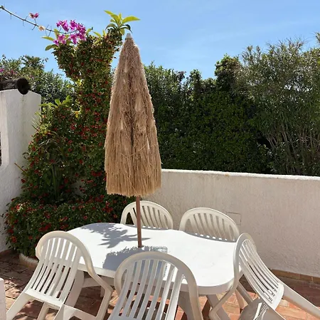 Honorio - Pool And Garden Aparthotel 3*