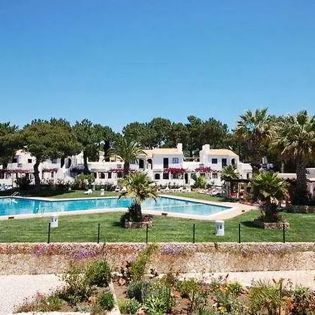 Ξενοδοχείο με διαμερίσματα Honorio - Pool And Garden 3*