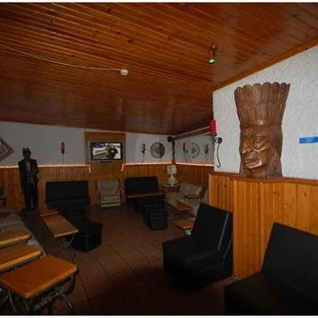 Honorio - Pool And Garden Aparthotel