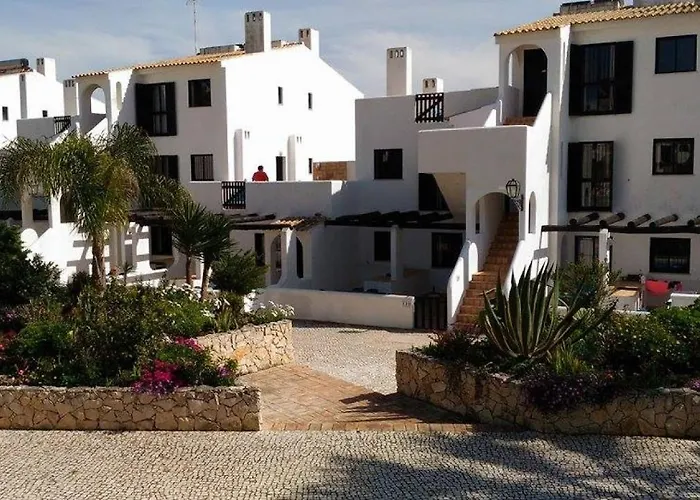 Ξενοδοχείο με διαμερίσματα Apartamentos Honorio - Vilamoura Βιλαμούρα