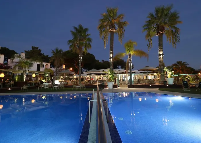 Ξενοδοχείο με διαμερίσματα Apartamentos Honorio - Vilamoura 3*