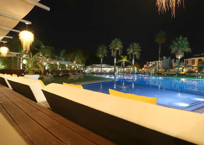 Ξενοδοχείο με διαμερίσματα Apartamentos Honorio - Vilamoura 3*