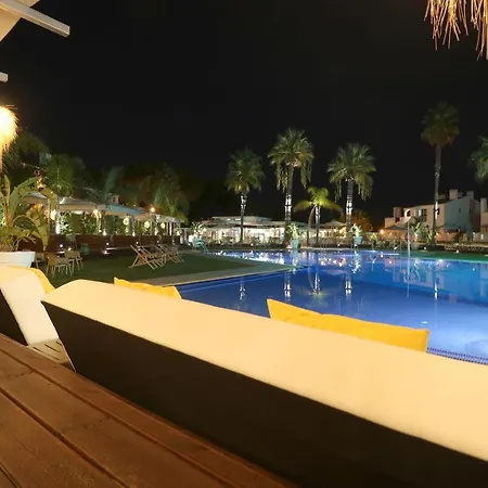 Lejlighedshotel Honorio - Pool And Garden 3*