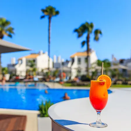 Lejlighedshotel Honorio - Pool And Garden 3*