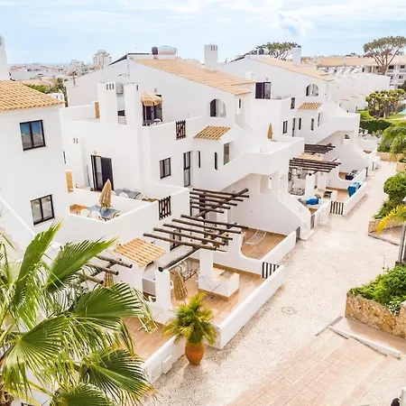 Honorio - Pool And Garden Apart-hotel